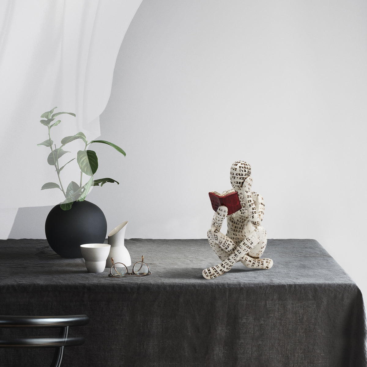 Reading woman resin statue desk sculpture