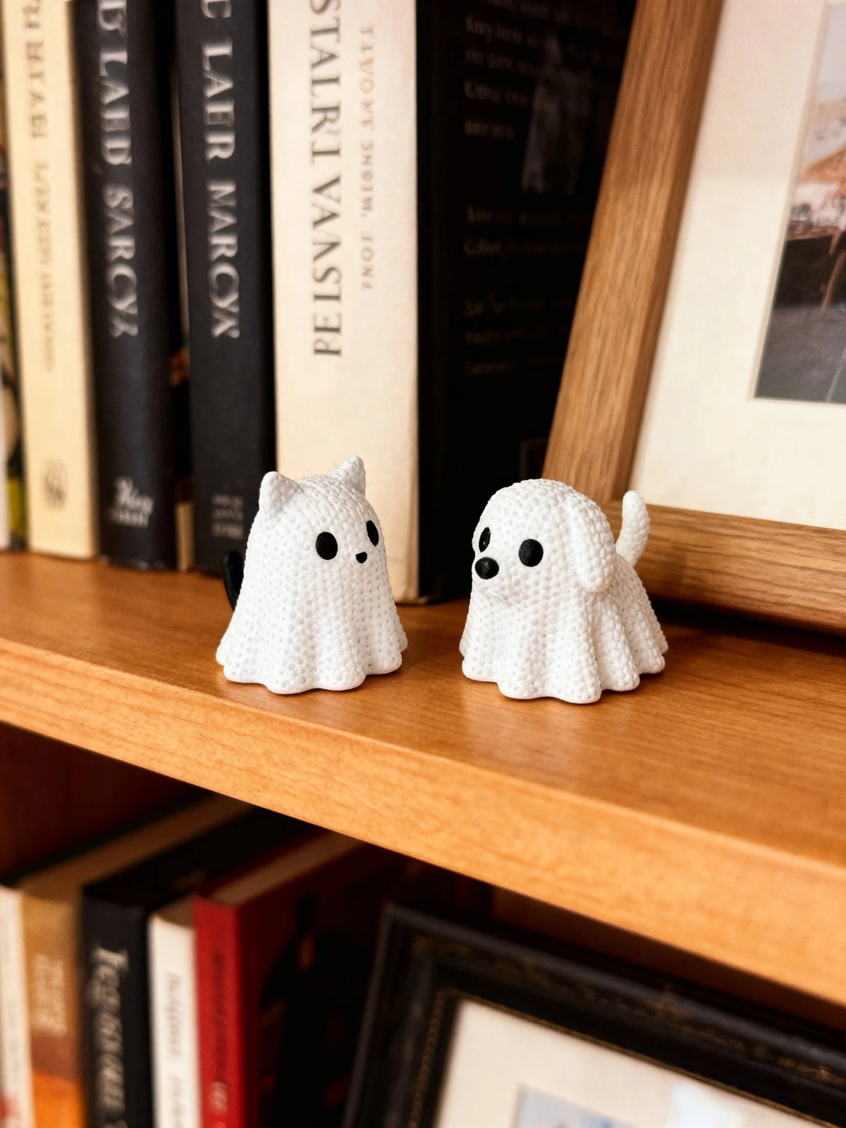 Ghost Cat &amp; Ghost Dog Figurines Statue Set – 2-Piece Halloween Decor - Body Kun Dolls