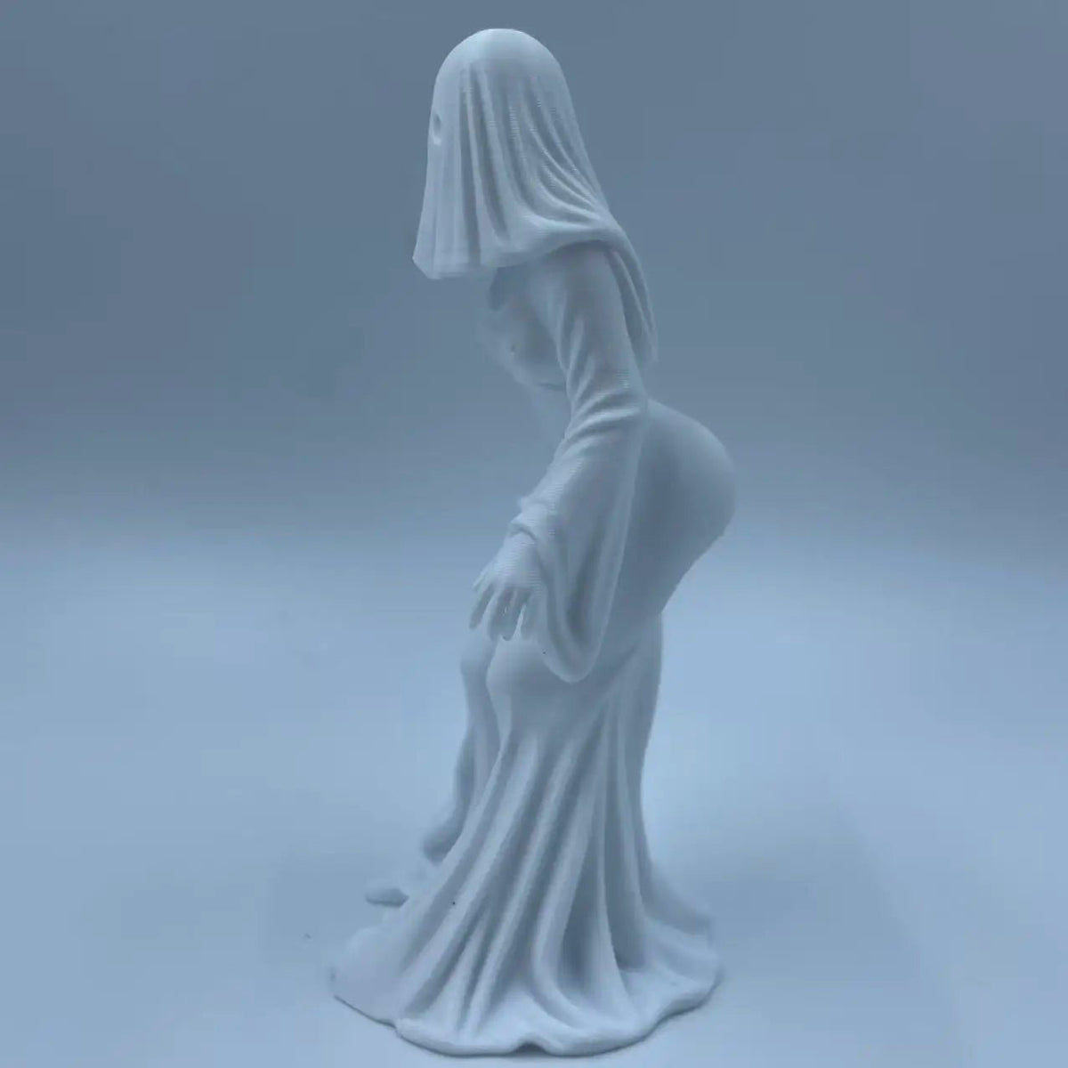 White Female Ghost Figurine – Dark-Style Collectible Decoration - Body Kun Dolls