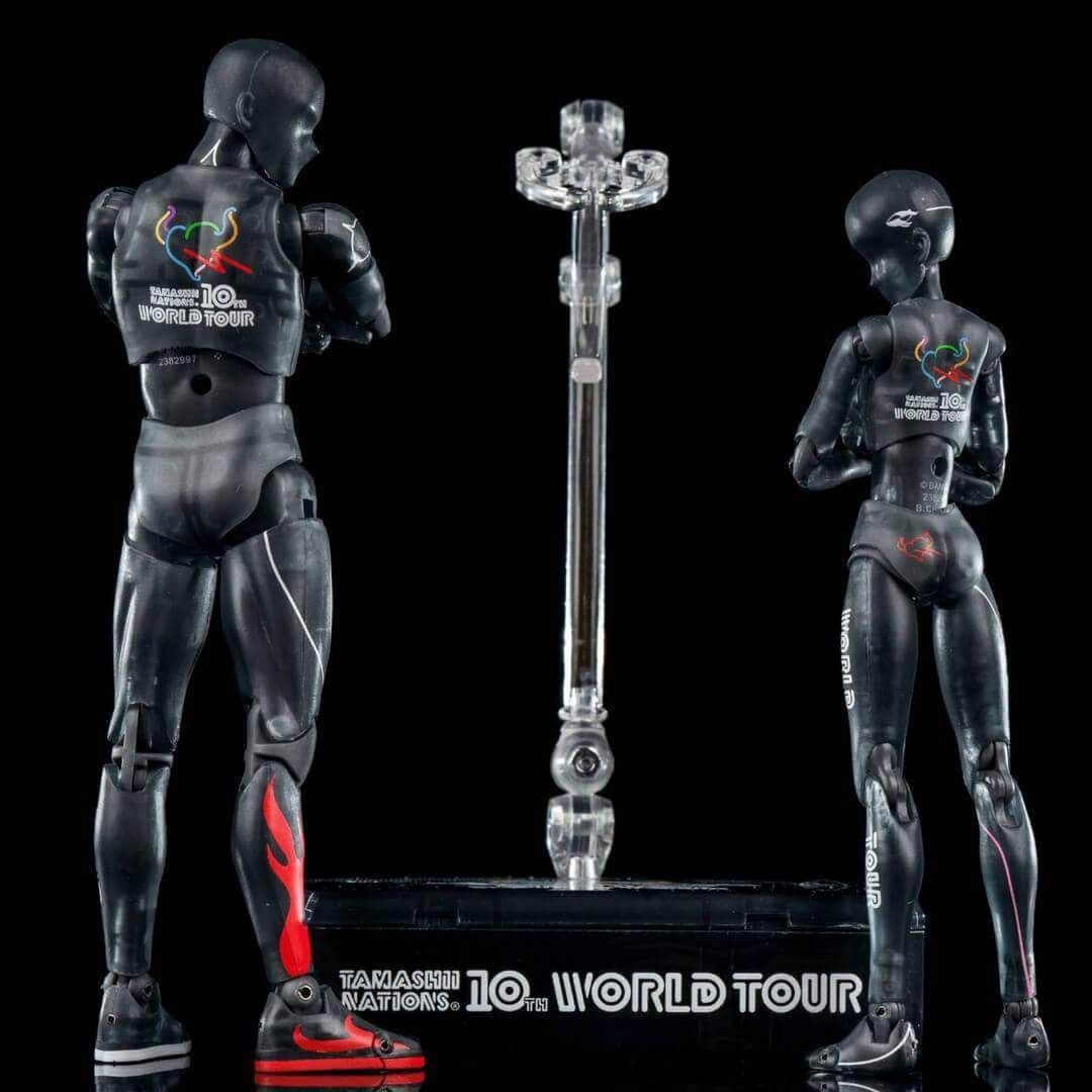 World Tour 3 Piece Collection (includes 1 stand) - Body Kun Dolls